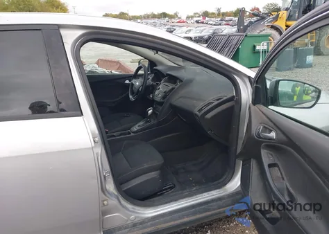 2016 Ford Focus Se z USA, uszkodzony, nr VIN 1FADP3F25GL378854